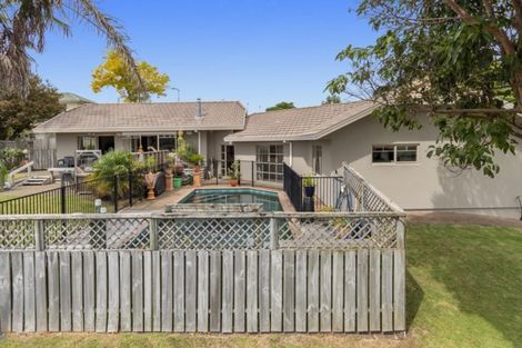 Photo of property in 14 Cloverlea Walk, Welcome Bay, Tauranga, 3112