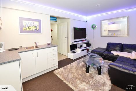 Photo of property in 591 Whangaparaoa Road, Stanmore Bay, Whangaparaoa, 0932