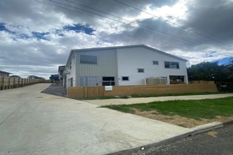 Photo of property in 10a Blossom Lane, Manurewa, Auckland, 2102