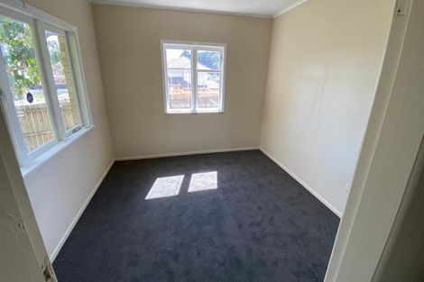 Photo of property in 54 Clevedon Road, Papakura, 2110