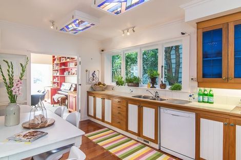 Photo of property in 84 Upland Road, Kelburn, Wellington, 6012