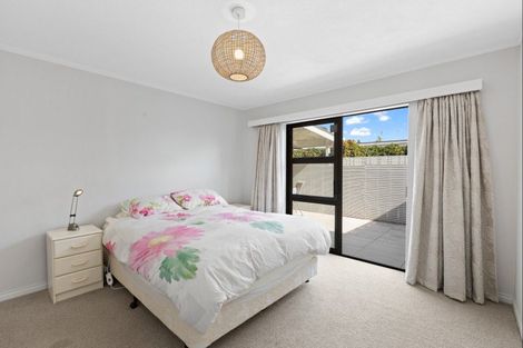 Photo of property in 2/16 Riverside Road, Orewa, 0931