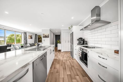 Photo of property in 27 Rodeo Drive, Te Anau, 9600