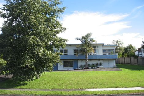 Photo of property in 6 Megan Avenue, Pakuranga Heights, Auckland, 2010