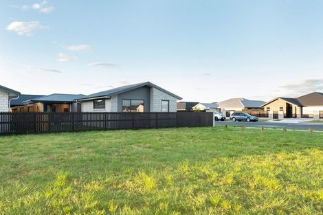 Photo of property in 204 Te Okuroa Drive, Papamoa, 3118