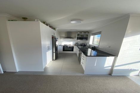 Photo of property in 56 Totara Meadows Court, Wiri, Auckland, 2104