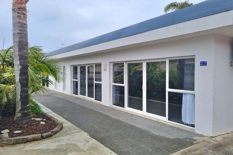 Photo of property in 17 Nukumea Common, Orewa, 0931
