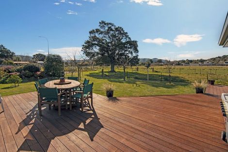 Photo of property in 4 Turner Place, Wakefield, 7025