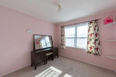 Photo of property in 72 Mount View Road, Melville, Hamilton, 3206