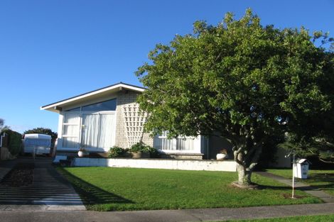 Photo of property in 21 Apollo Parade, Milson, Palmerston North, 4414