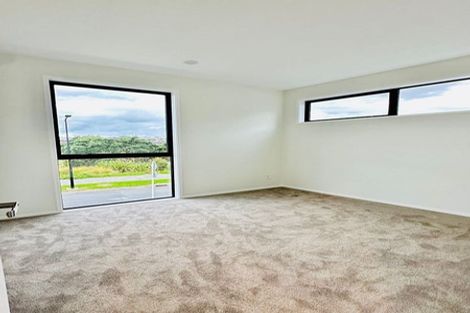 Photo of property in 57b Te Taruna Drive, Wainui, 0932
