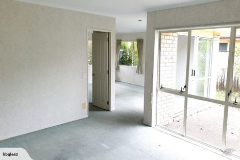 Photo of property in 104 Bob Charles Drive, Golflands, Auckland, 2013