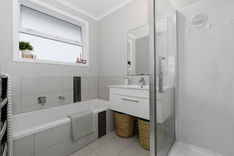 Photo of property in 134 The Boulevard, Papamoa Beach, Papamoa, 3118