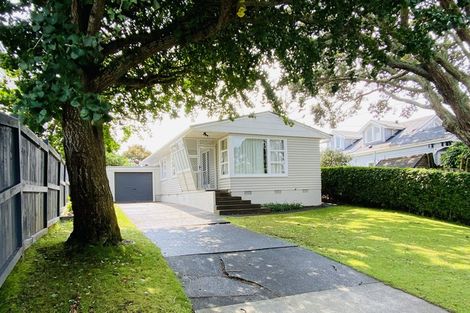 Photo of property in 53 Moana Avenue, Onehunga, Auckland, 1061