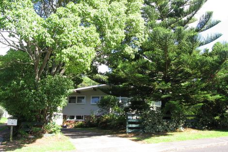 Photo of property in 30 Compton Street, Hillcrest, Auckland, 0627