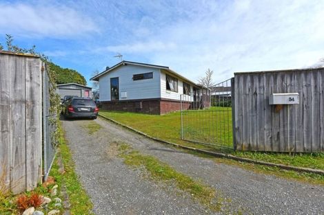 Photo of property in 54 Aniseed Grove, Timberlea, Upper Hutt, 5018