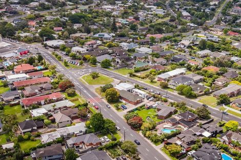 Photo of property in 19 Knights Road, Rothesay Bay, Auckland, 0630