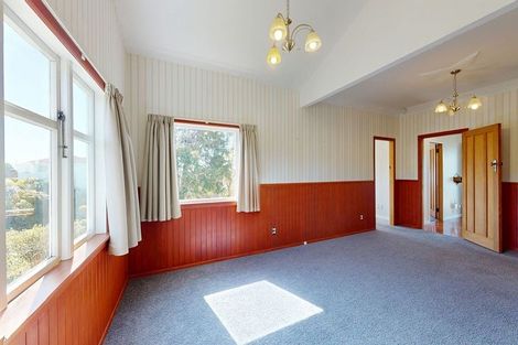 Photo of property in 168 The Ridgeway, Mornington, Wellington, 6021