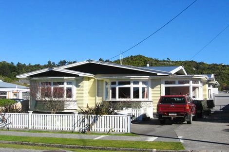 Photo of property in 46 Marlborough Street, Greymouth, 7805