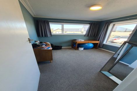 Photo of property in 5 Tothill Place, Papanui, Christchurch, 8053