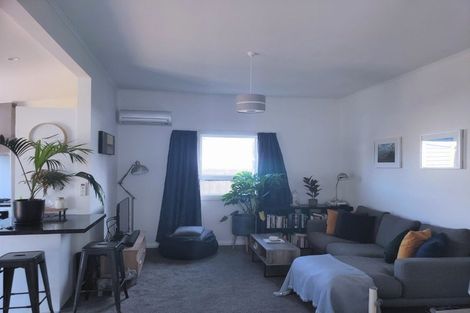 Photo of property in 104 Randwick Road, Moera, Lower Hutt, 5010