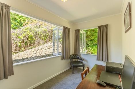 Photo of property in 16 Frederick Street, Tawa, Wellington, 5028