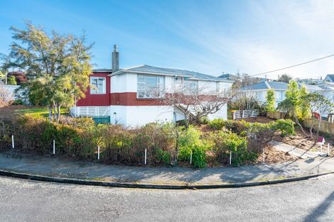 Photo of property in 10 Mcdonald Street, Brockville, Dunedin, 9011