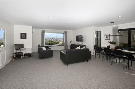 Photo of property in 6 Millway Place, Huntsbury, Christchurch, 8022