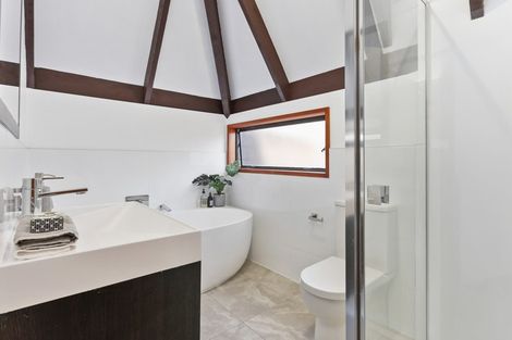 Photo of property in St Marys Close, 12/435 Parnell Road, Parnell, Auckland, 1052