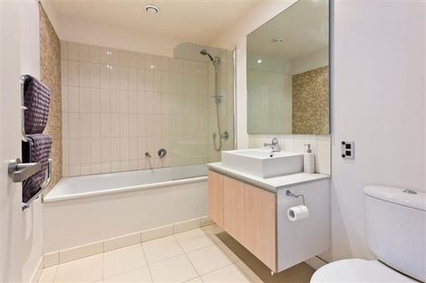 Photo of property in Halsey Apartments At Lighter Quay, 102/75 Halsey Street, Auckland Central, Auckland, 1010