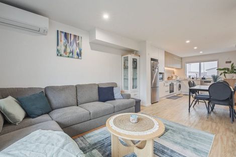 Photo of property in 3/4 Gilberthorpes Road, Islington, Christchurch, 8042