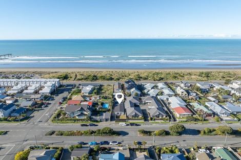 Photo of property in 1/59 Oram Avenue, New Brighton, Christchurch, 8061