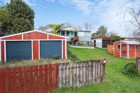Photo of property in 35 Huia Avenue, Forest Lake, Hamilton, 3200