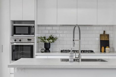 Photo of property in 14 Bell Common Close, Bethlehem, Tauranga, 3110