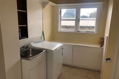 Photo of property in 9 Savoy Road, Glen Eden, Auckland, 0602