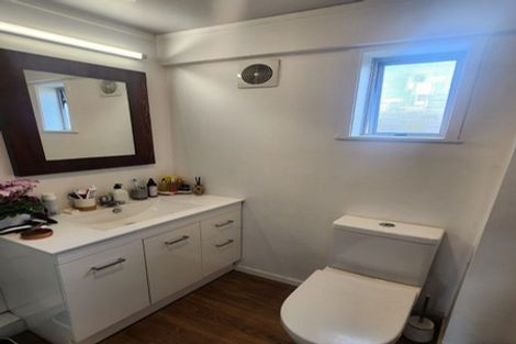 Photo of property in 1/68 Eban Avenue, Hillcrest, Auckland, 0627