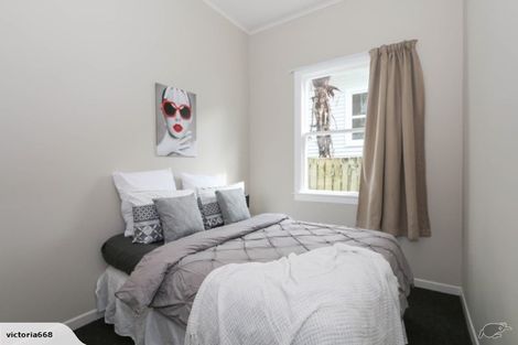 Photo of property in 296 Karori Road, Karori, Wellington, 6012