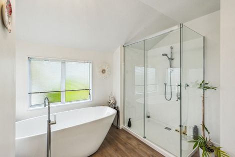 Photo of property in 47 Golf Road, Paraparaumu Beach, Paraparaumu, 5032