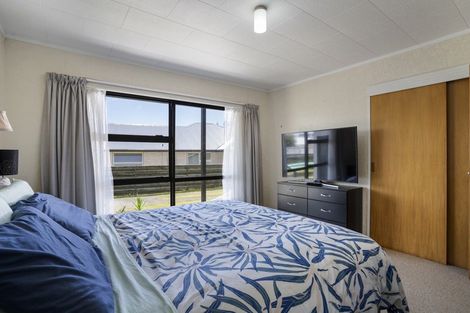 Photo of property in 128 Durrant Drive, Whangamata, 3620