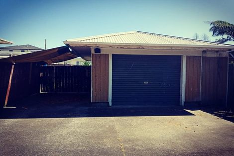 Photo of property in 1/12 Cambridge Road, Manurewa, Auckland, 2102