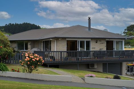 Photo of property in 9 Brooklyn Street, Green Island, Dunedin, 9018