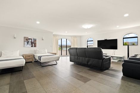 Photo of property in 123 Doon Street, Waverley, Dunedin, 9013