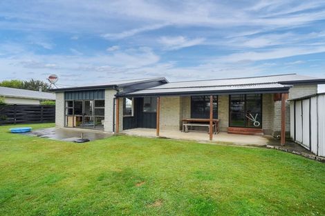 Photo of property in 89 Dalwharn Street, Wallacetown, 9816