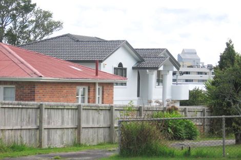 Photo of property in 29a Newington Road, Henderson, Auckland, 0612