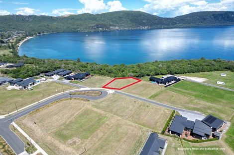 Photo of property in 16 Broadleaf Way, Kinloch, 3377