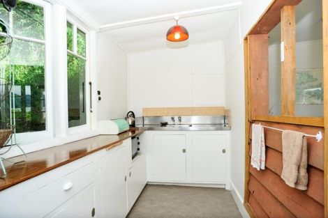 Photo of property in 25 Andersons Road, Charteris Bay, Governors Bay, 8971