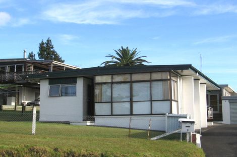 Photo of property in 1/9 Parrs Cross Road, Henderson, Auckland, 0612