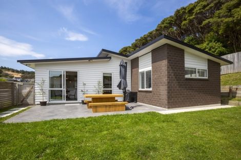 Photo of property in 11 Banks Boulevard, Whitby, Porirua, 5024