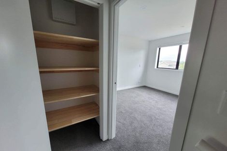 Photo of property in 12 Whakahui Lane, Mangere Bridge, Auckland, 2022