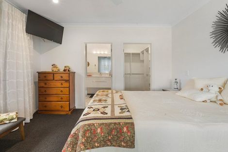 Photo of property in 1 Carnoustie Place, Aongatete, Katikati, 3178